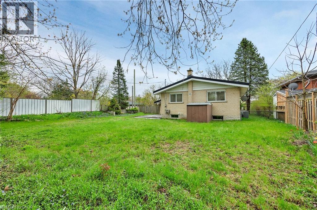 246 HILLCREST Road thumbnail 40