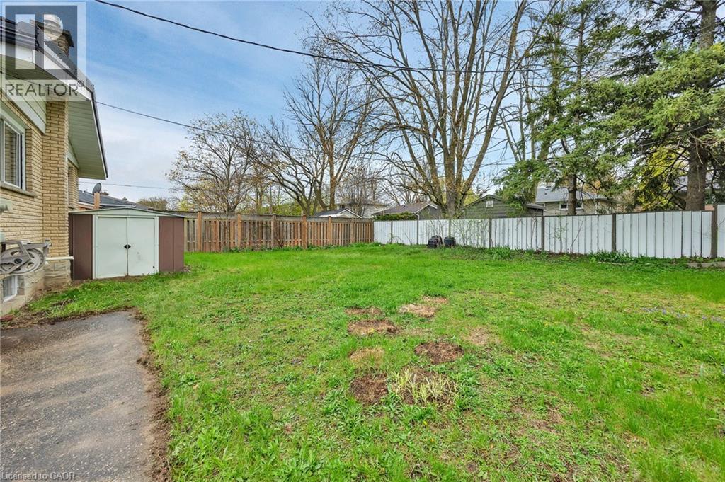 246 HILLCREST Road thumbnail 42