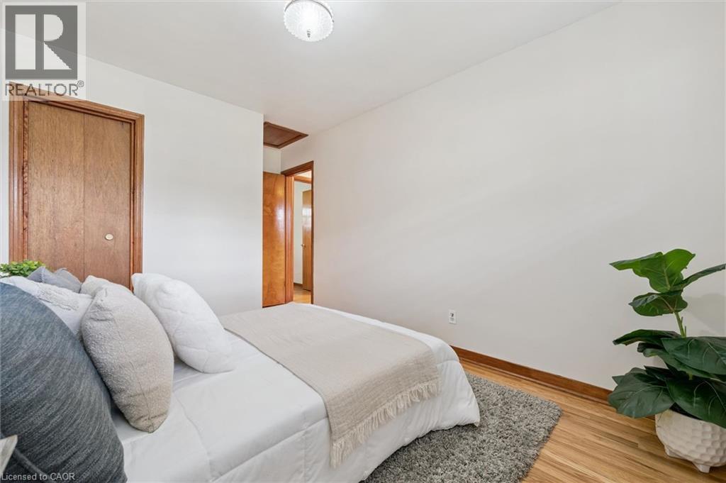 8 GORDON Street thumbnail 17