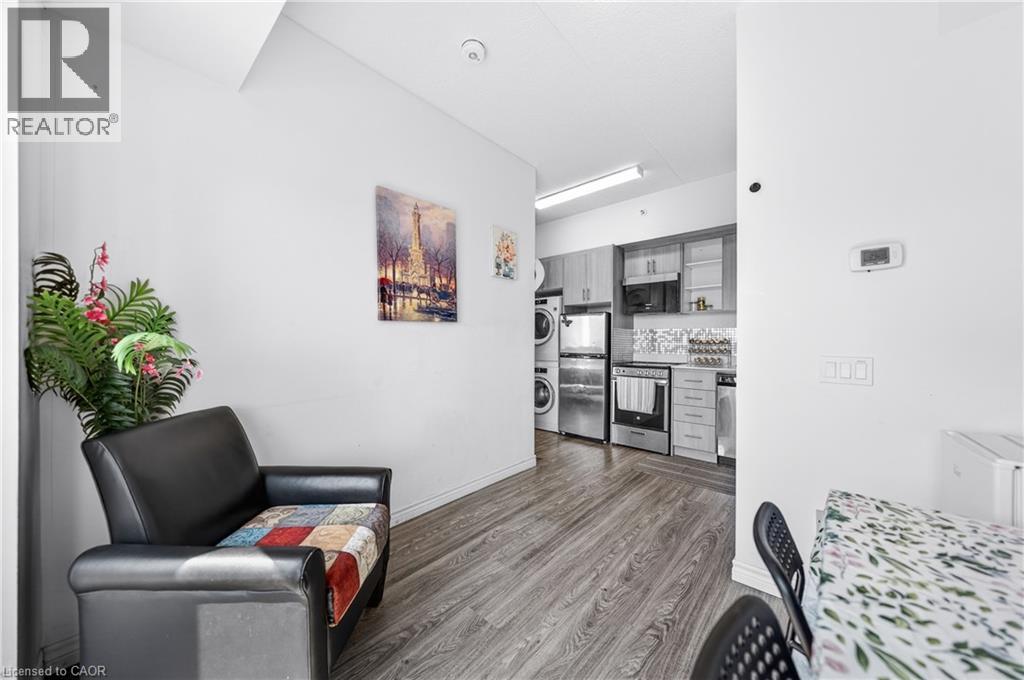 246 LESTER Street Unit# PH-03 thumbnail 24