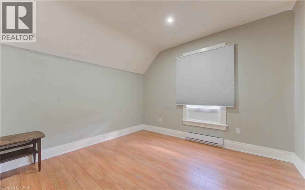 138 COURTLAND Avenue E thumbnail 12