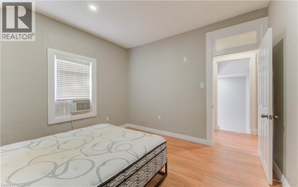 138 COURTLAND Avenue E thumbnail 20