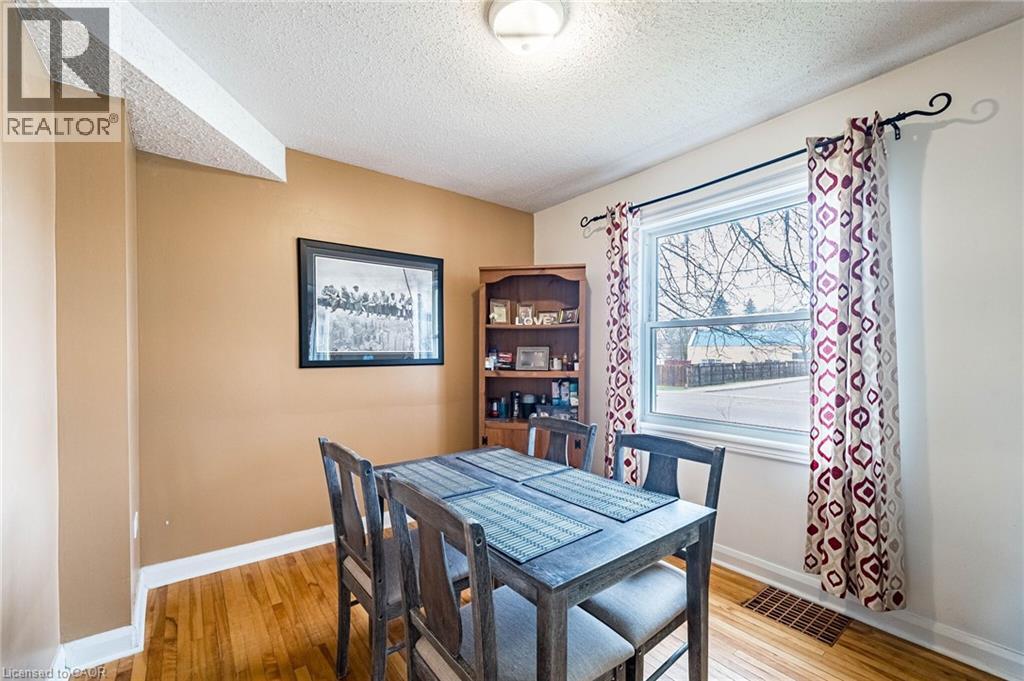 40 N ELLIS Crescent N thumbnail 8