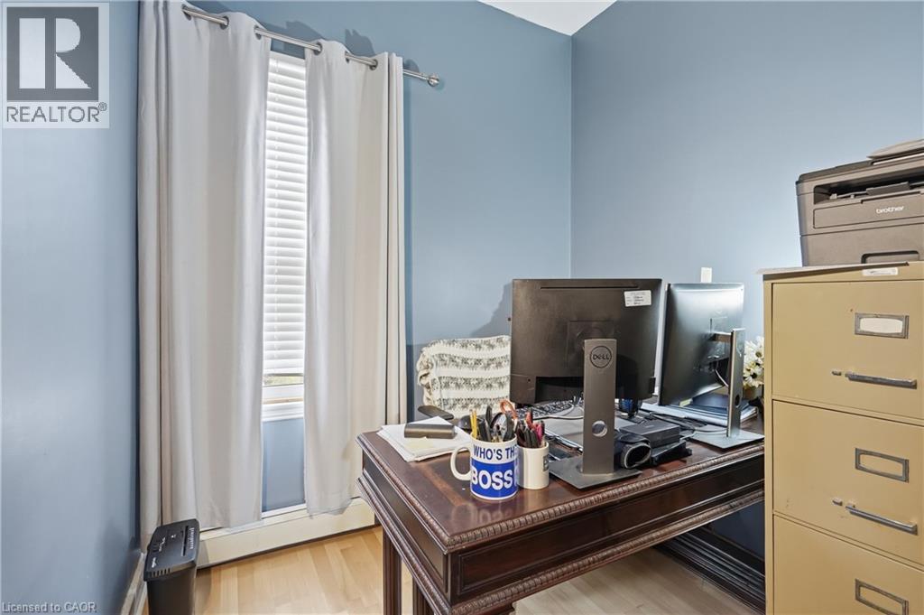 114 GRAND Avenue S thumbnail 15