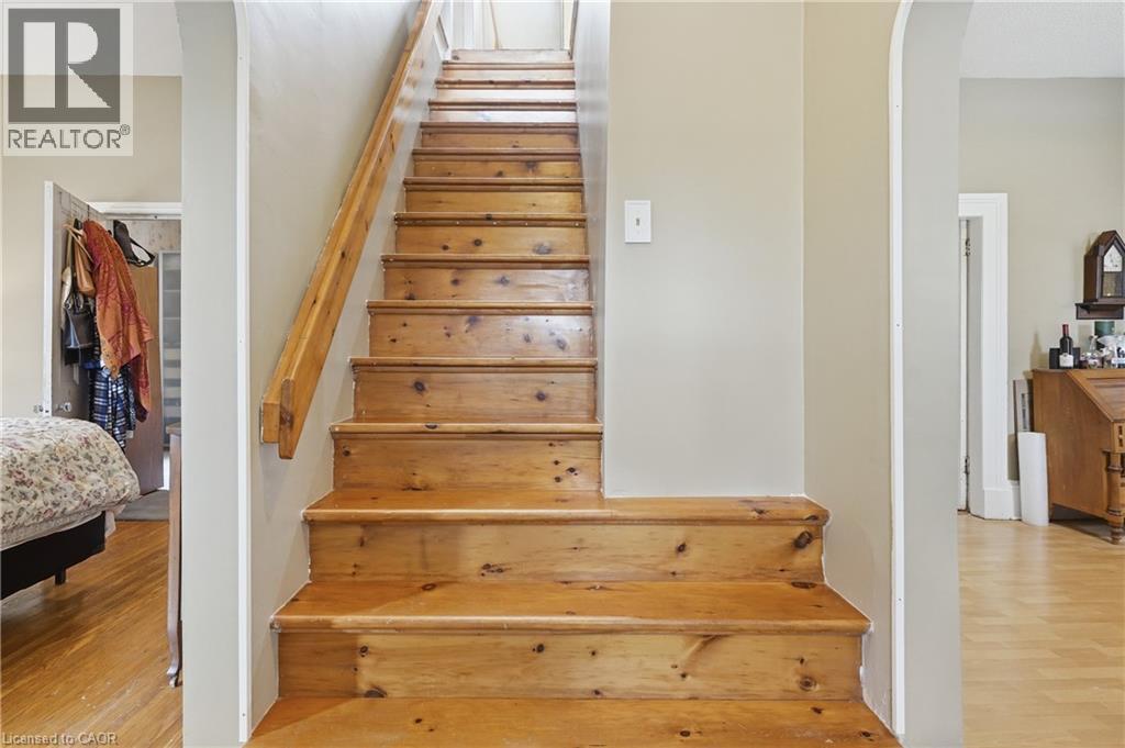 114 GRAND Avenue S thumbnail 16