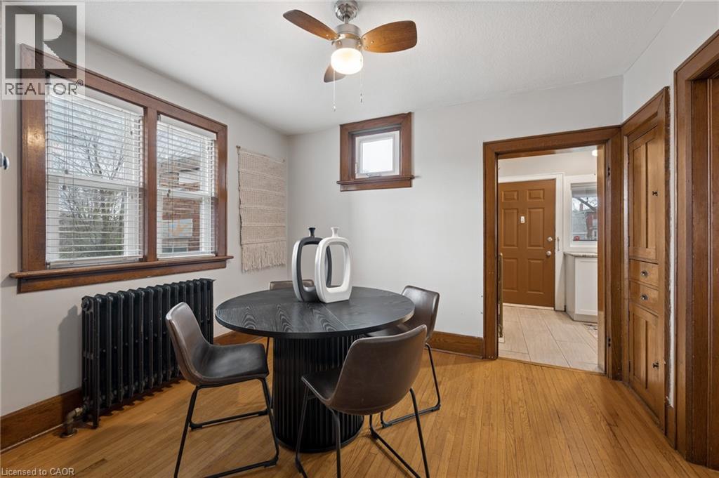 22 DELLROY Avenue thumbnail 13