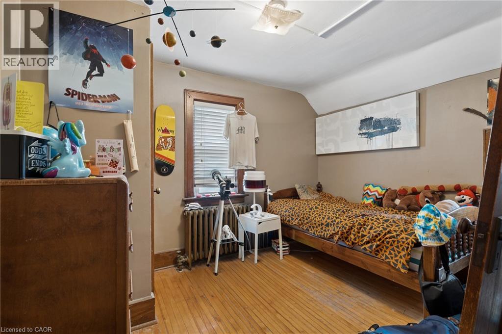 22 DELLROY Avenue thumbnail 30