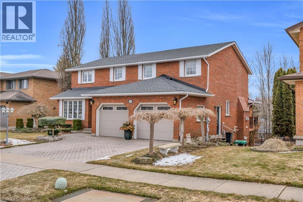 228 MICHENER Crescent thumbnail 2