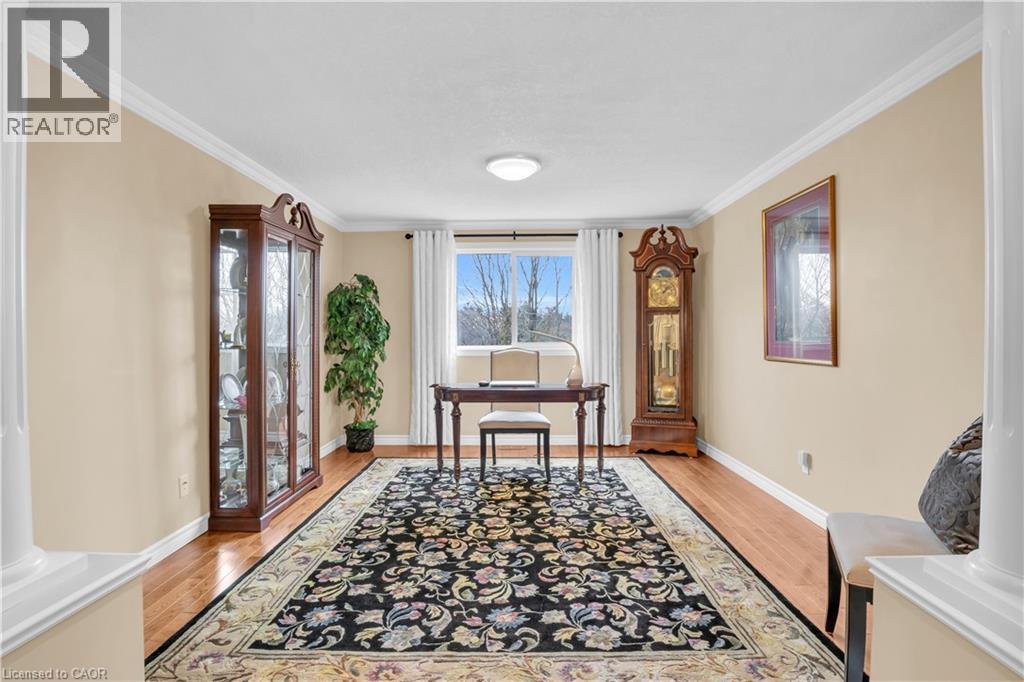 228 MICHENER Crescent thumbnail 23