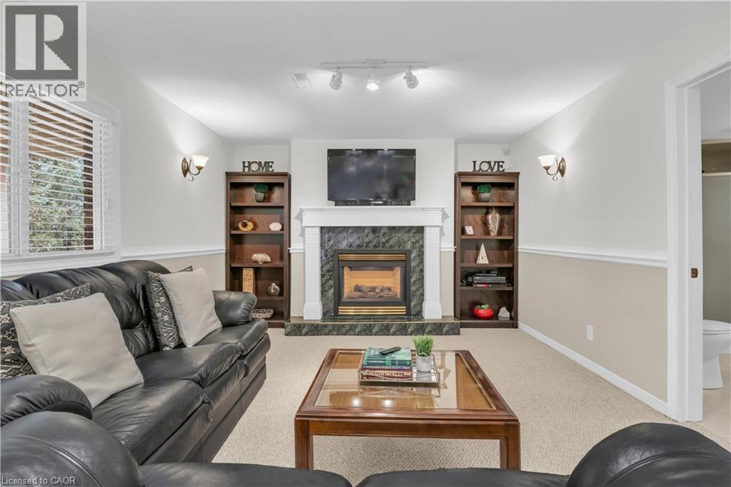 228 MICHENER Crescent thumbnail 37
