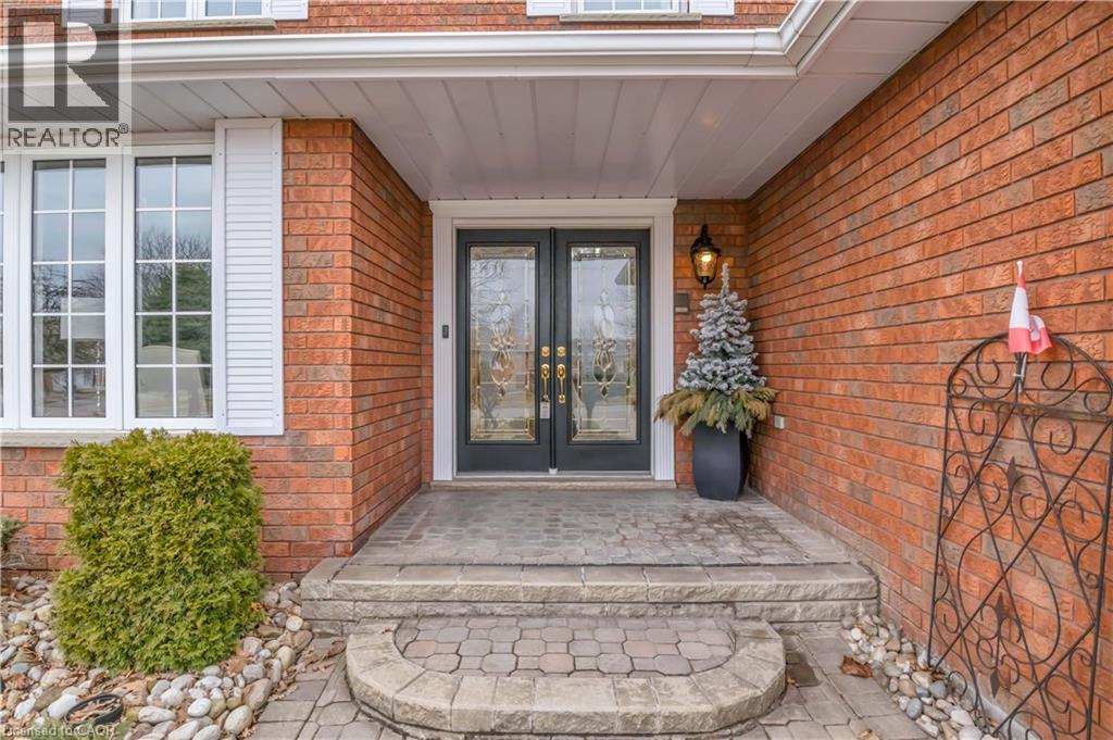 228 MICHENER Crescent thumbnail 4