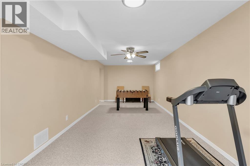 228 MICHENER Crescent thumbnail 40