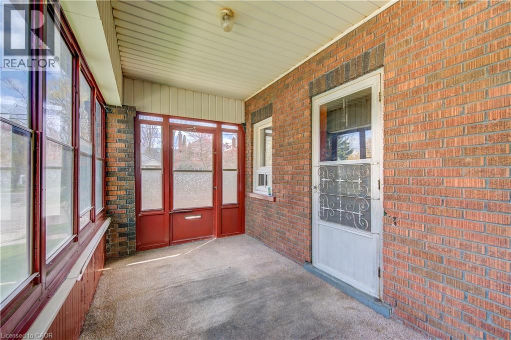 111 SIMEON Street thumbnail 5