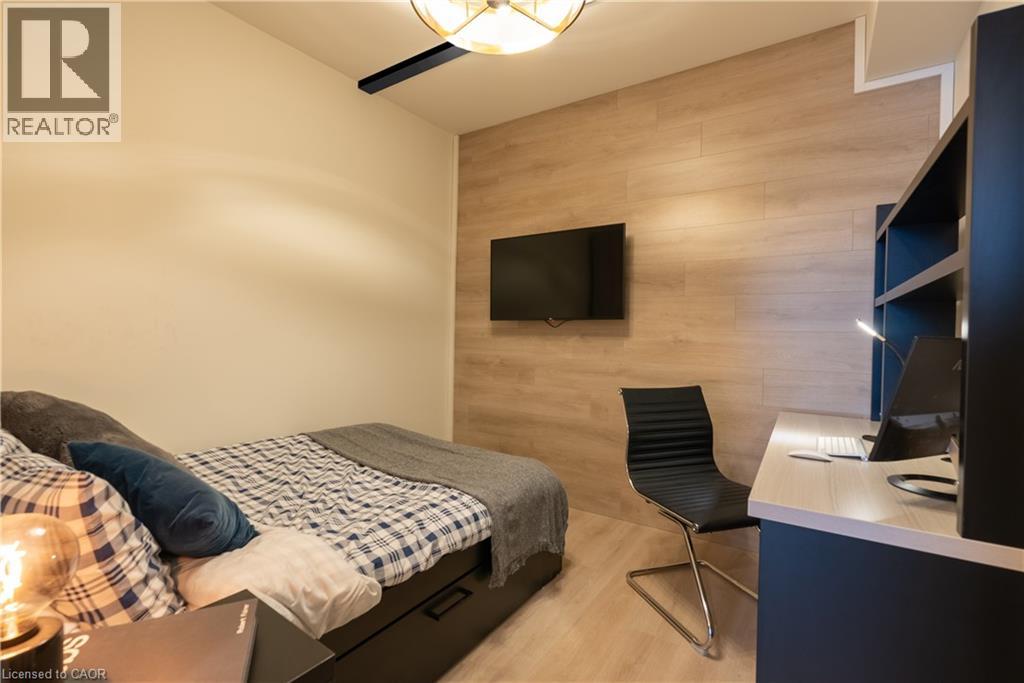 145 COLUMBIA Street W Unit# 1408 thumbnail 10