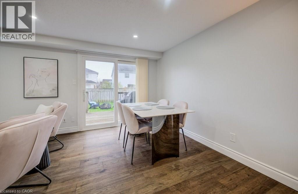 255 HIGHBROOK Crescent thumbnail 12