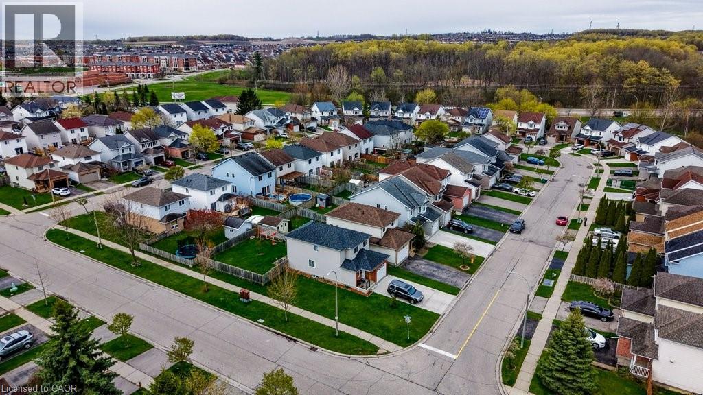 255 HIGHBROOK Crescent thumbnail 37