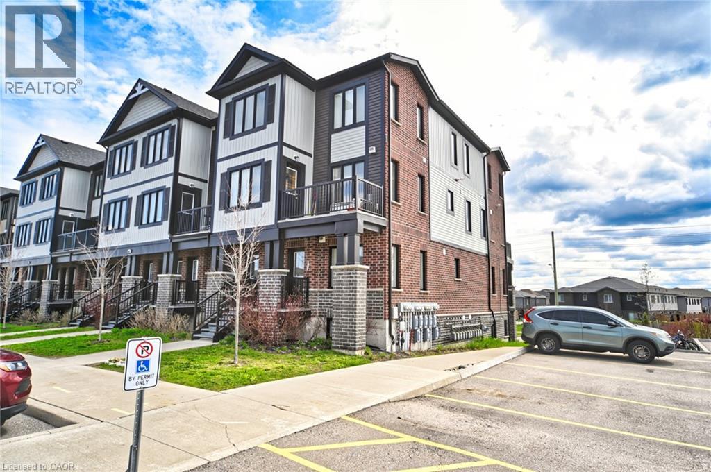 160 ROCHEFORT Street Unit# A15 thumbnail 2
