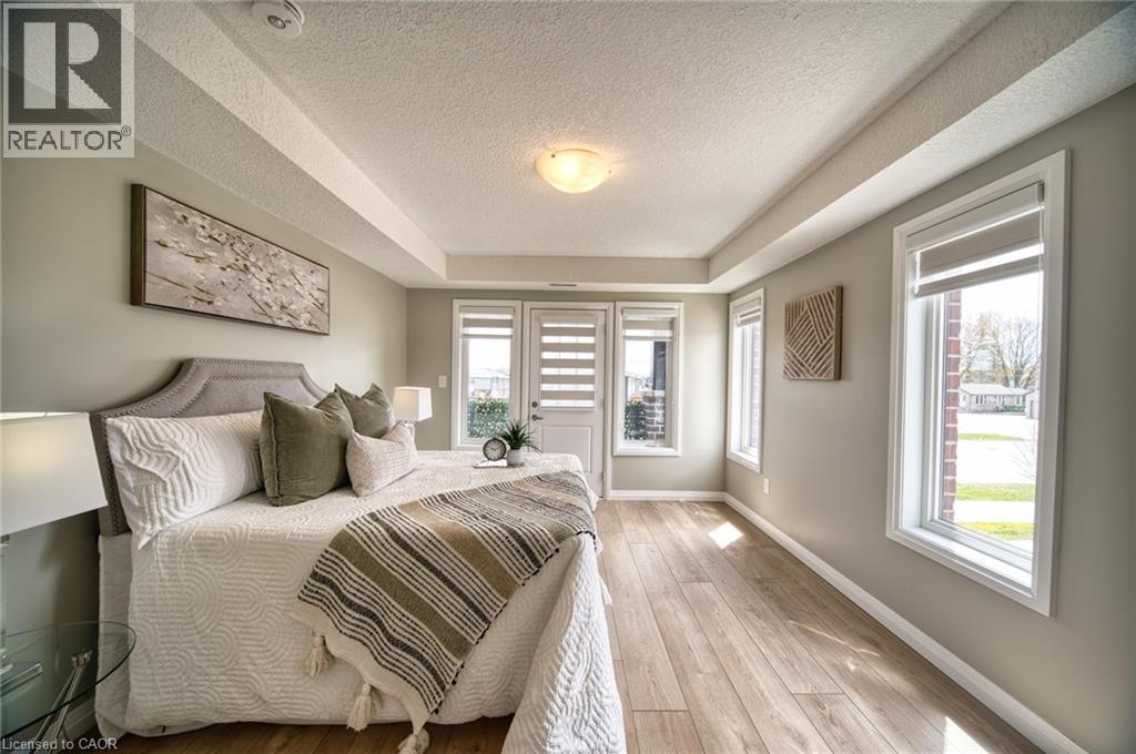 160 ROCHEFORT Street Unit# A15 thumbnail 27