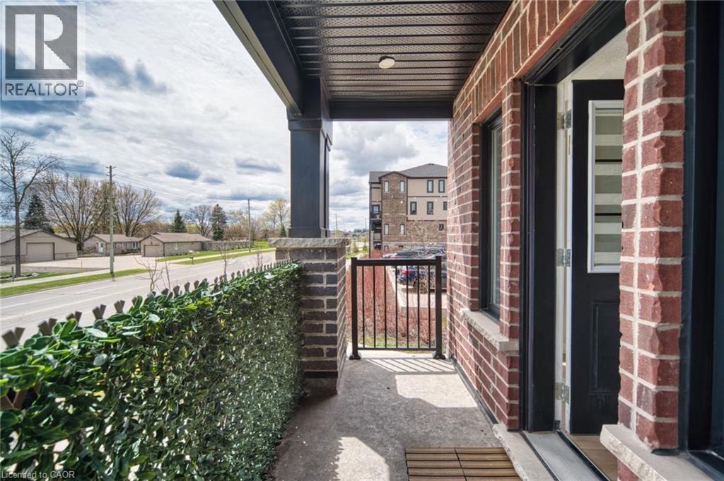 160 ROCHEFORT Street Unit# A15 thumbnail 32