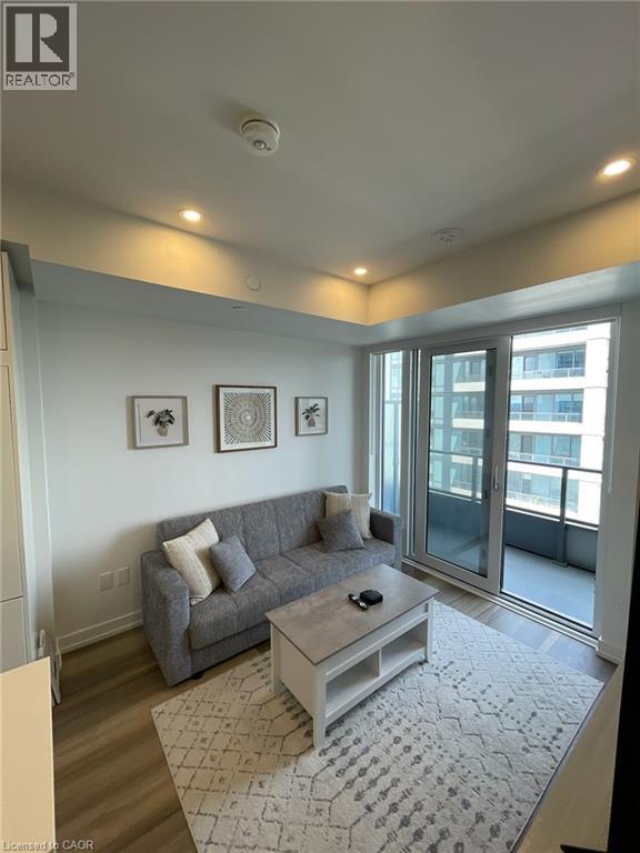 15 S WELLINGTON Street S Unit# 1701 thumbnail 3