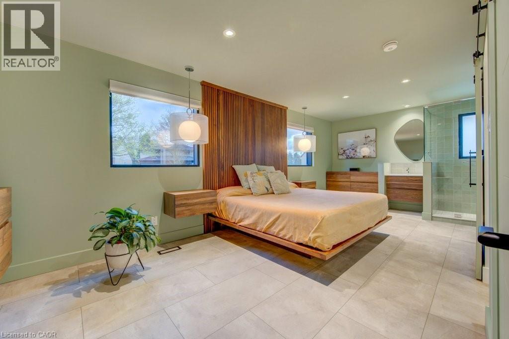 112 MITCHELL Street thumbnail 24