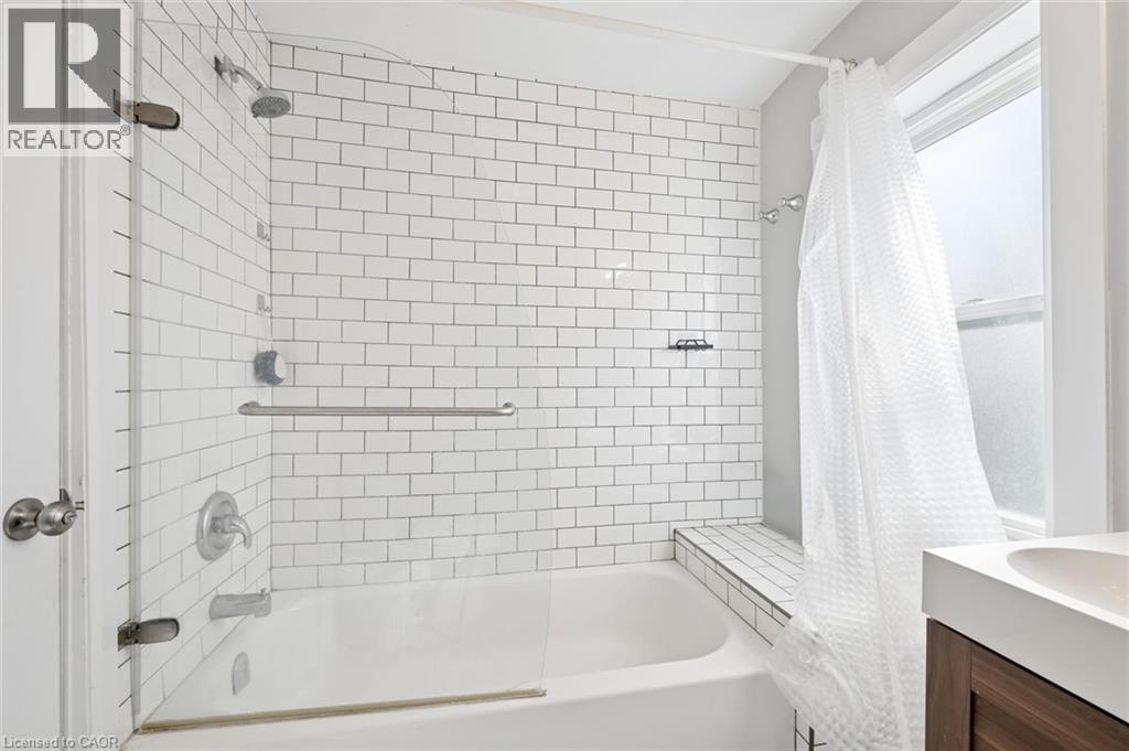 367 VICTORIA Street S thumbnail 20