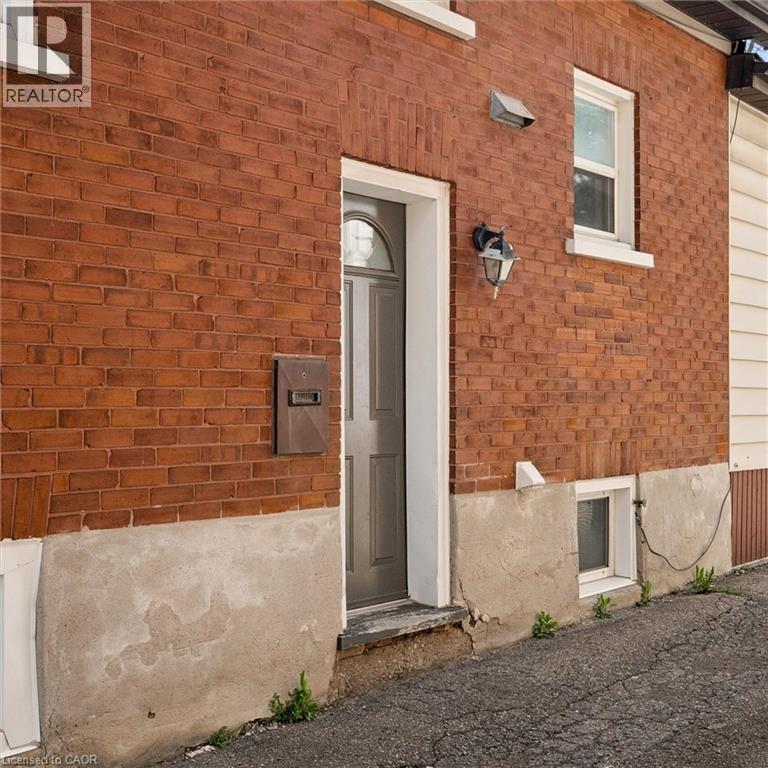 367 VICTORIA Street S thumbnail 33