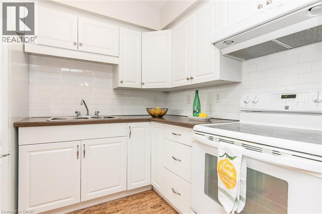 24 MIDLAND Drive Unit# 402 thumbnail 19
