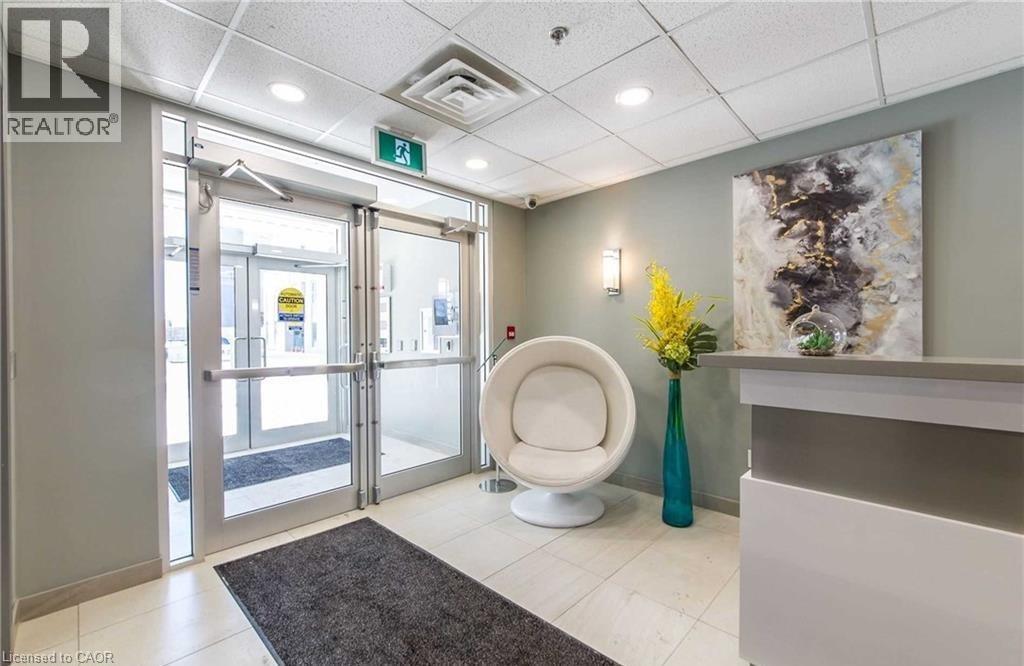 321 SPRUCE Street Unit# 312 thumbnail 3