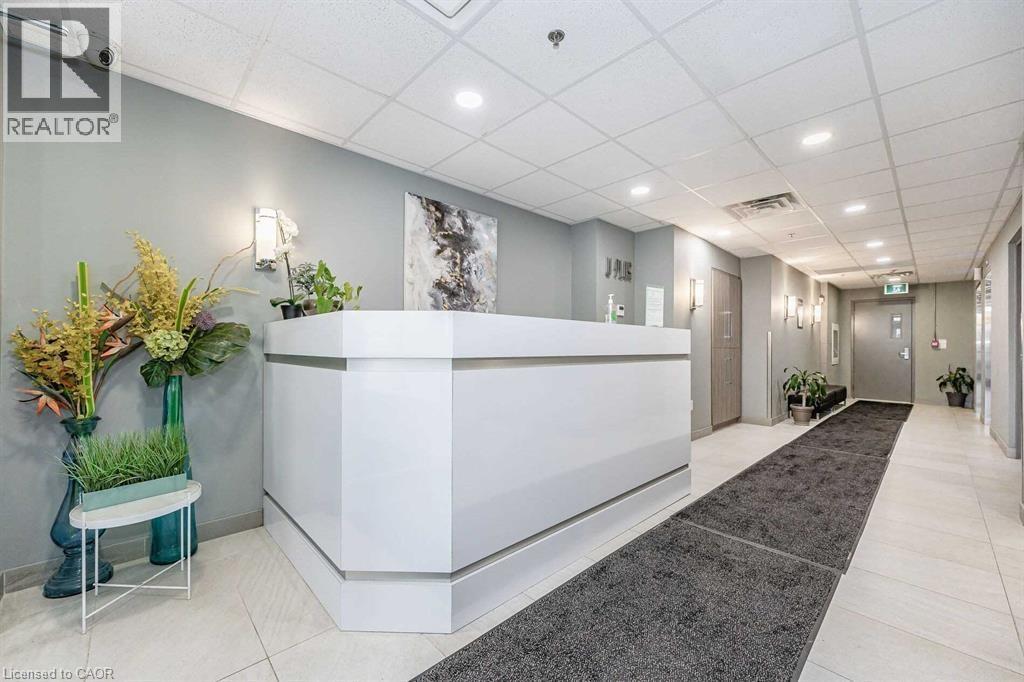 321 SPRUCE Street Unit# 312 thumbnail 5