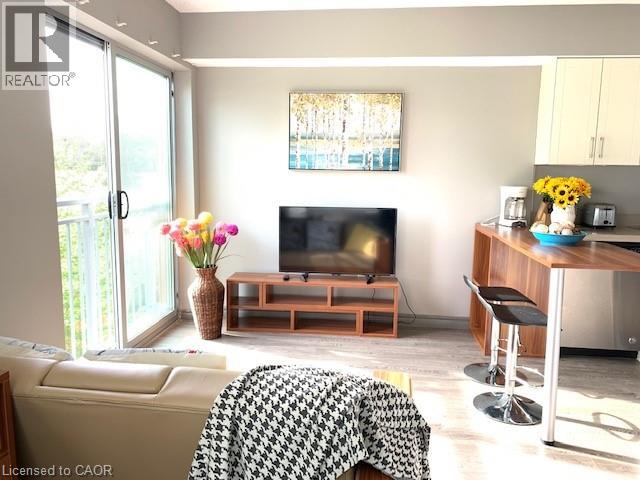 321 SPRUCE Street Unit# 312 thumbnail 18