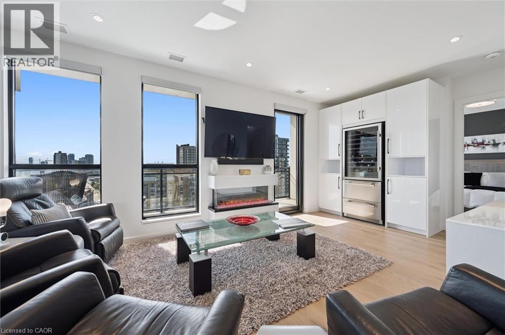 181 KING Street S Unit# 1714 thumbnail 3