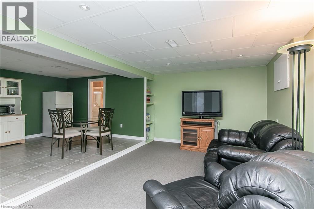34 BLACKHORNE Crescent thumbnail 26
