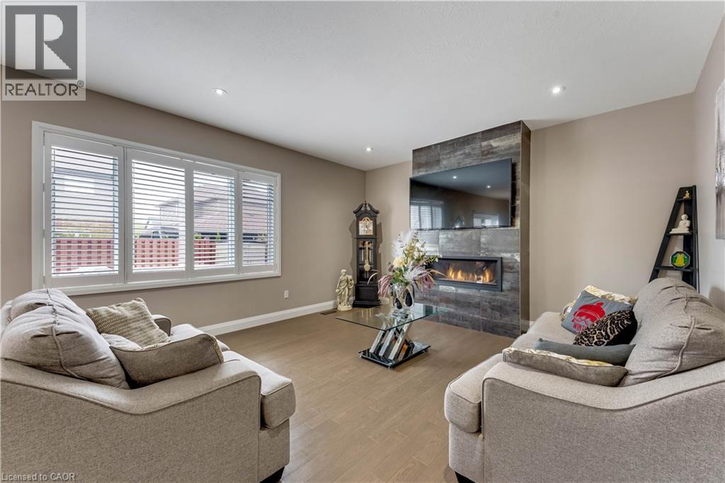 86 WOODBERRY Crescent thumbnail 5