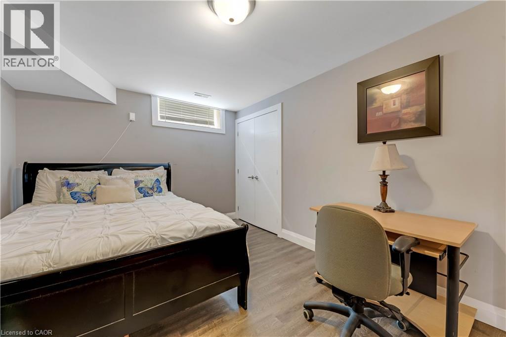 86 WOODBERRY Crescent thumbnail 35