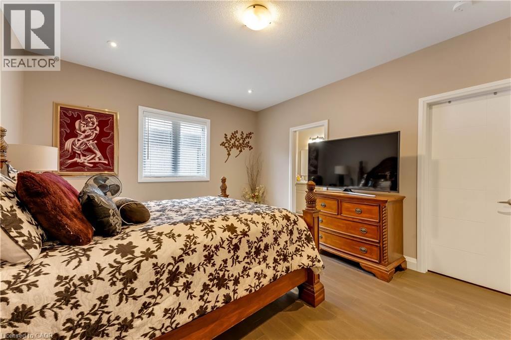 86 WOODBERRY Crescent thumbnail 28