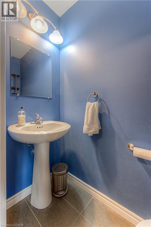 1430 HIGHLAND Road W Unit# 19A thumbnail 4