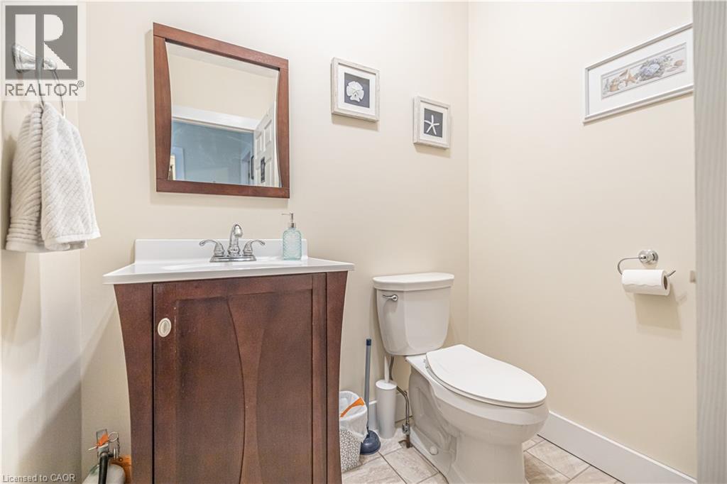 318 FREDERICK Street thumbnail 5