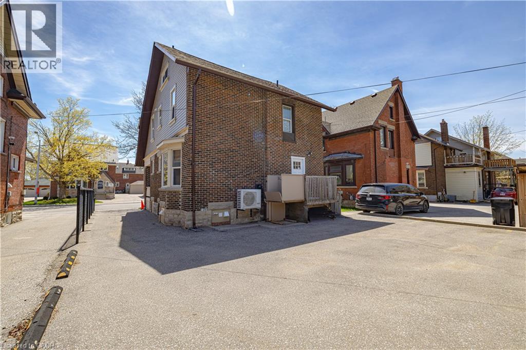 318 FREDERICK Street thumbnail 27