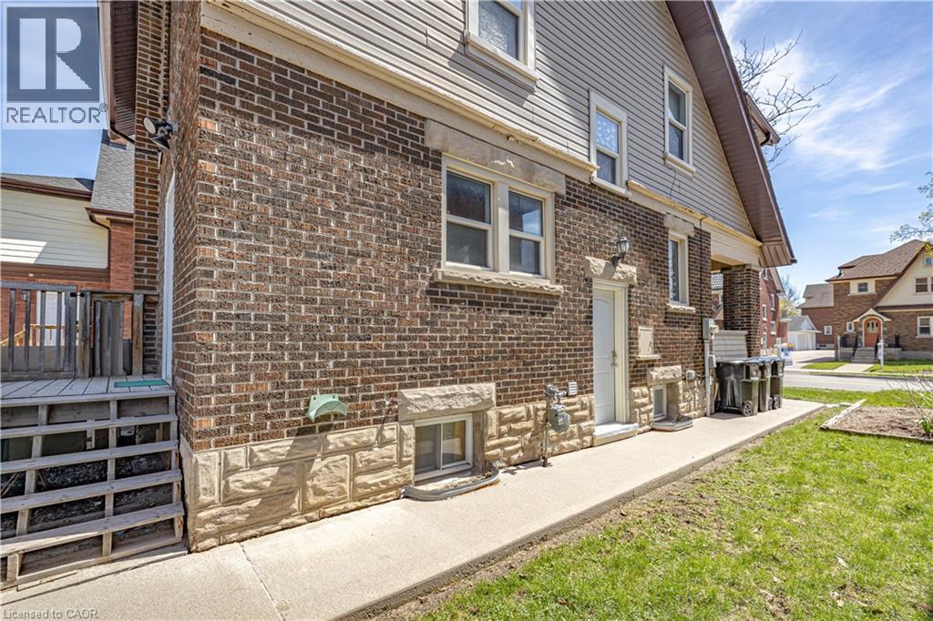 318 FREDERICK Street thumbnail 25