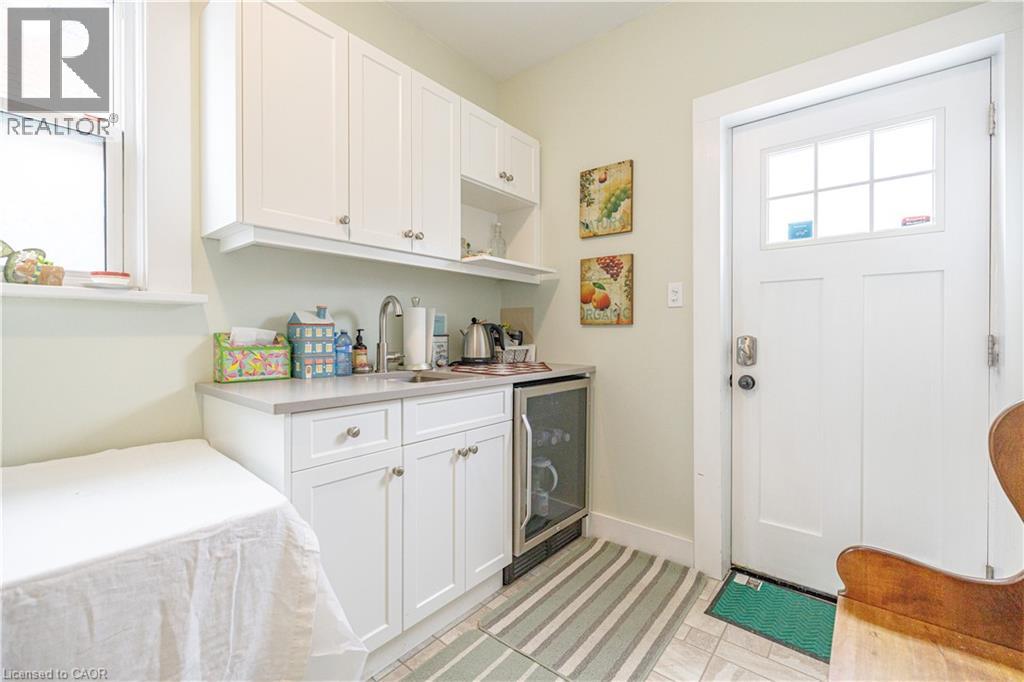 318 FREDERICK Street thumbnail 8
