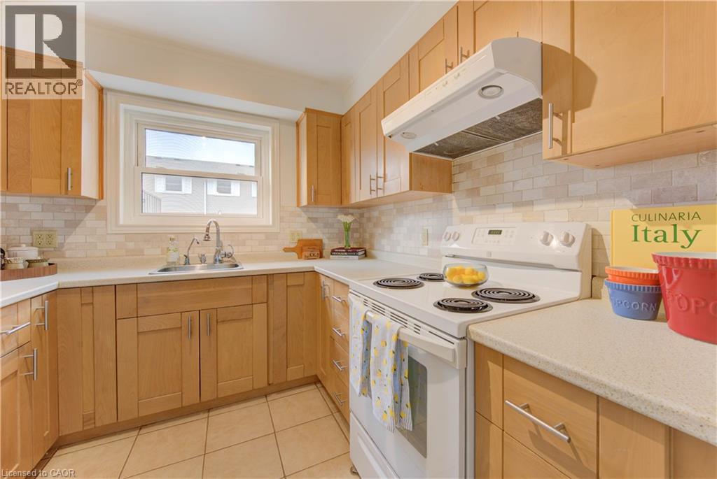440 PIONEER Drive Unit# 3 thumbnail 8