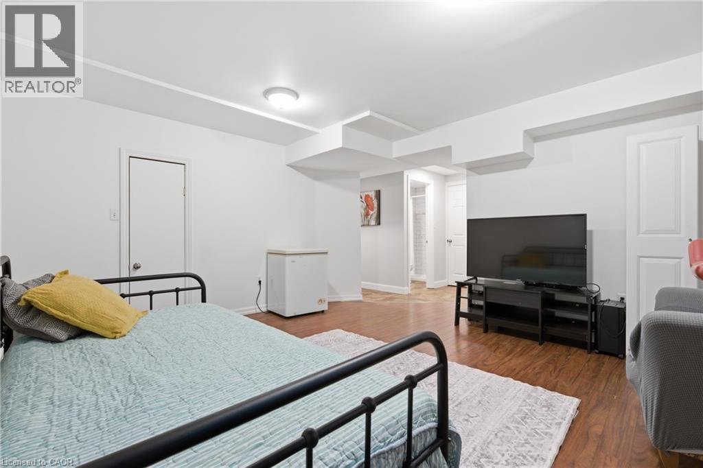 423 WESTWOOD Drive Unit# 44 thumbnail 25