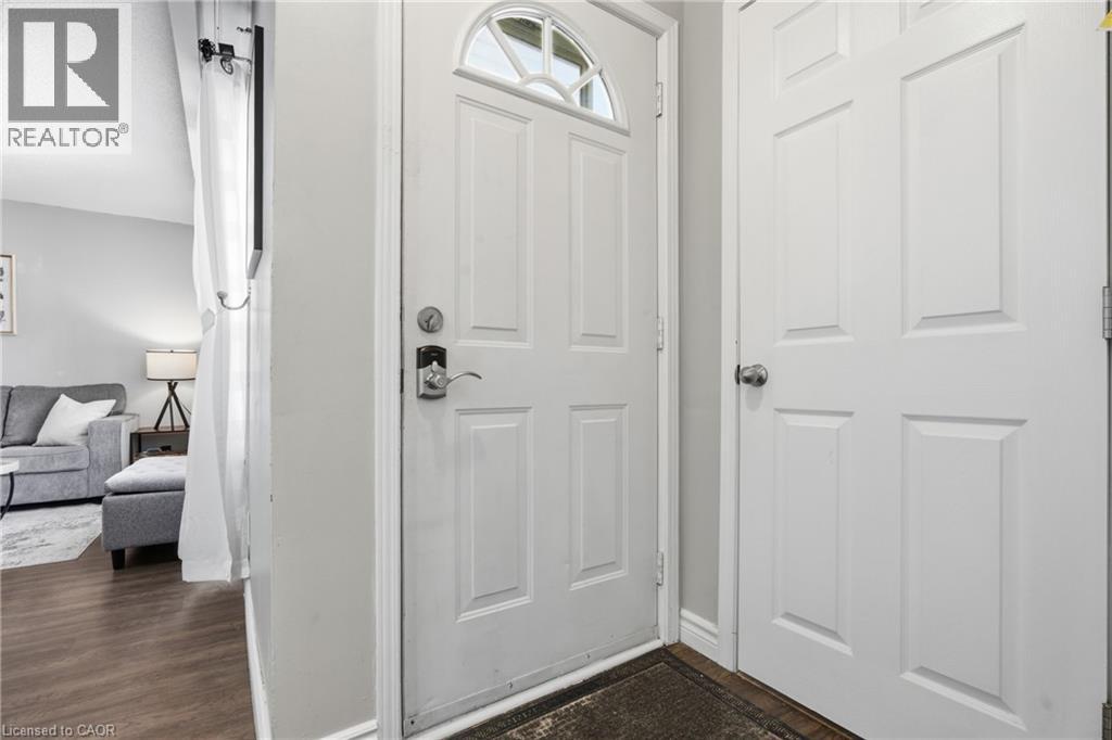423 WESTWOOD Drive Unit# 44 thumbnail 5