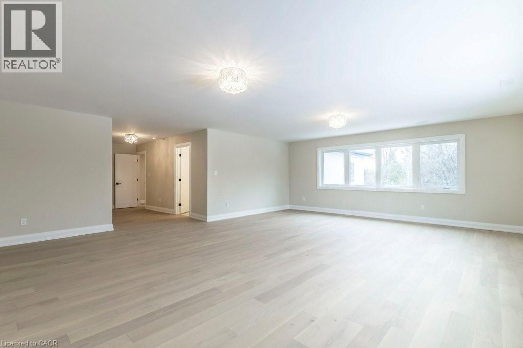 1105 MAIN Street E thumbnail 32