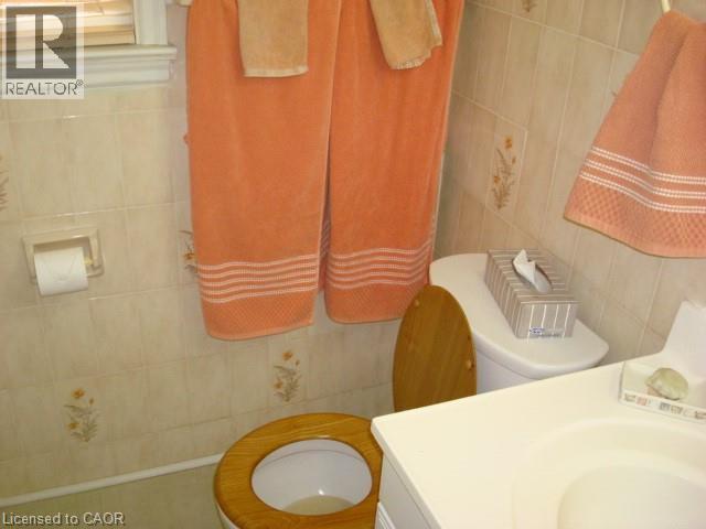 135 GLENFOREST Road thumbnail 38