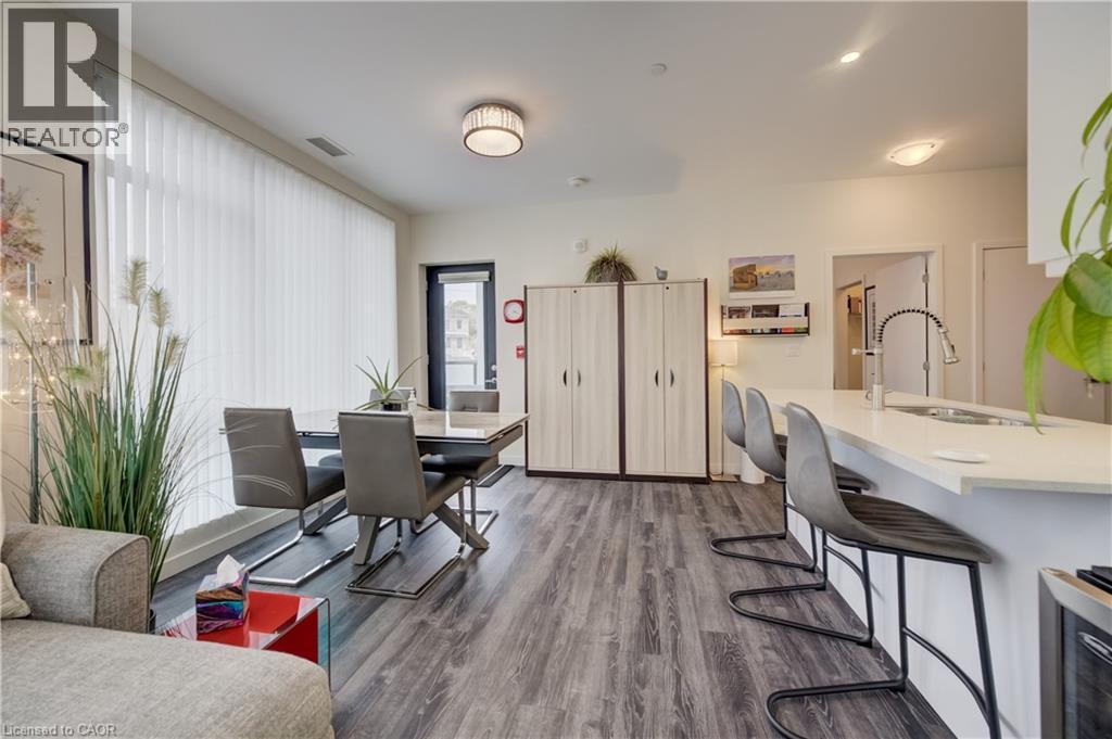690 KING Street W Unit# 112 thumbnail 10