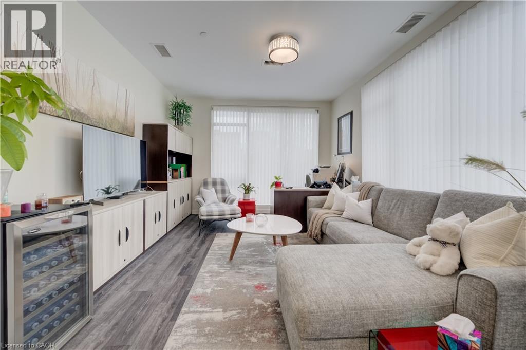 690 KING Street W Unit# 112 thumbnail 11