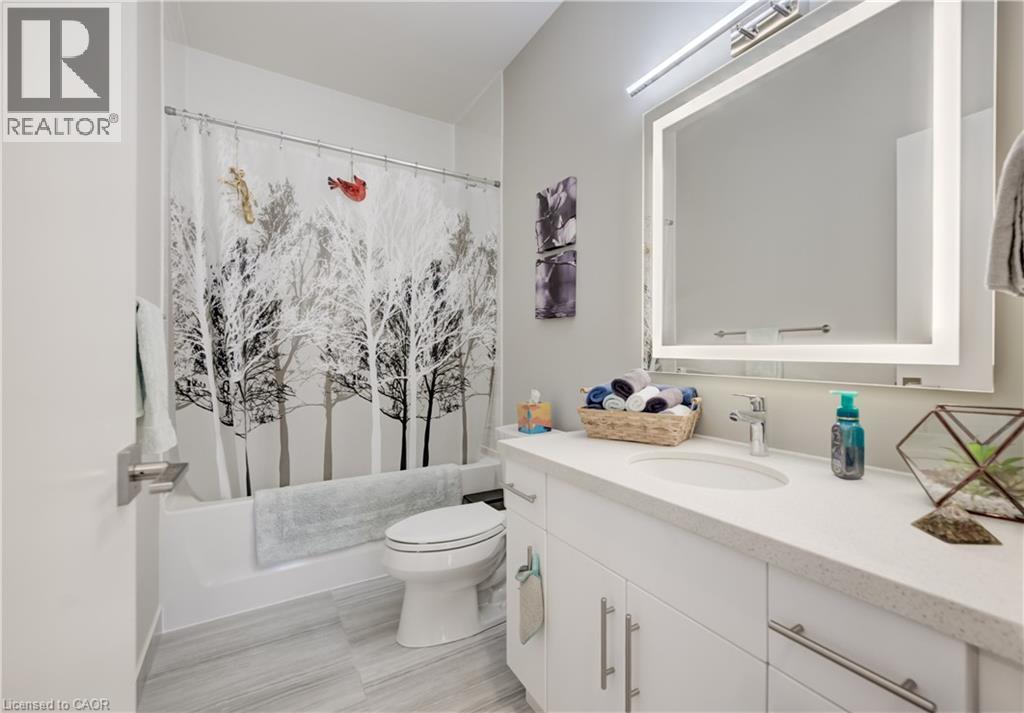 690 KING Street W Unit# 112 thumbnail 22