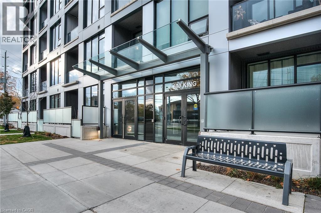 690 KING Street W Unit# 112 thumbnail 3